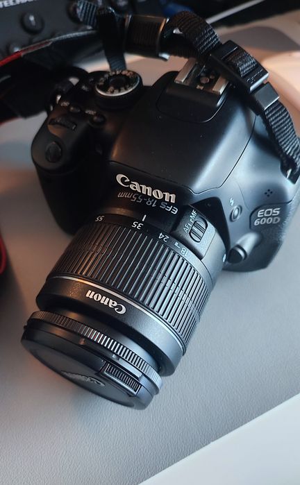 Canon 600D+ Objectiva 18-55mm