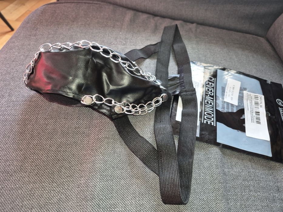 Super wygodne seksi stringi z kieszonką