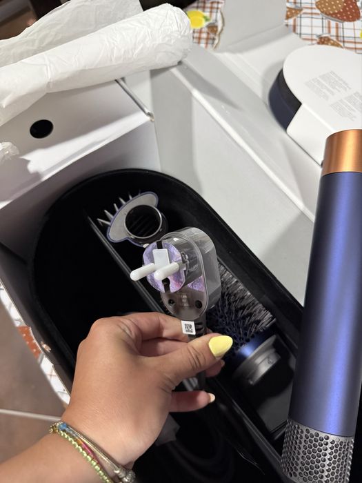 Dyson Airwrap complete long volumise