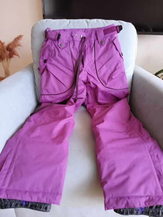 Kurtka i spodnie do snowboardu renomowanej firmy SUB Industries