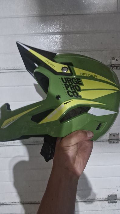 Capacete de enduro
