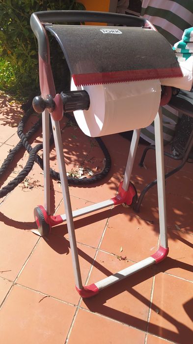Ginásio, diversos artigos