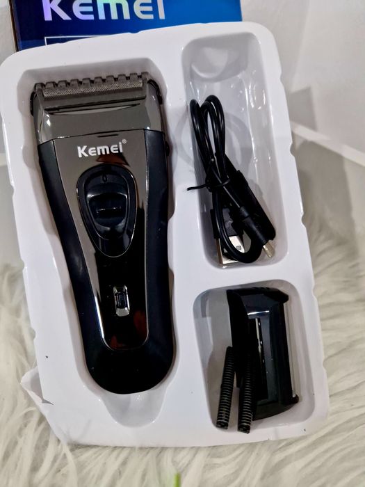 Maquina barbear nova