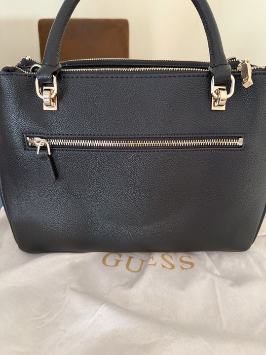 Mala Guess Calebra Hobo