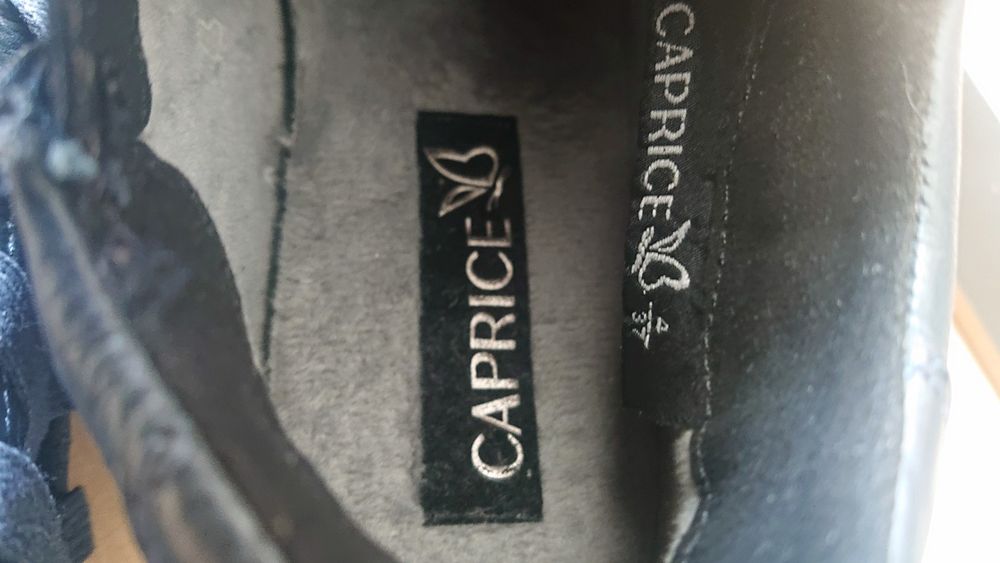 Продаю шкіряні черевички Caprice 37