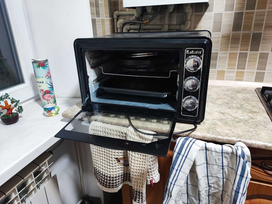 Електрична піч Saturn ST-EC1075