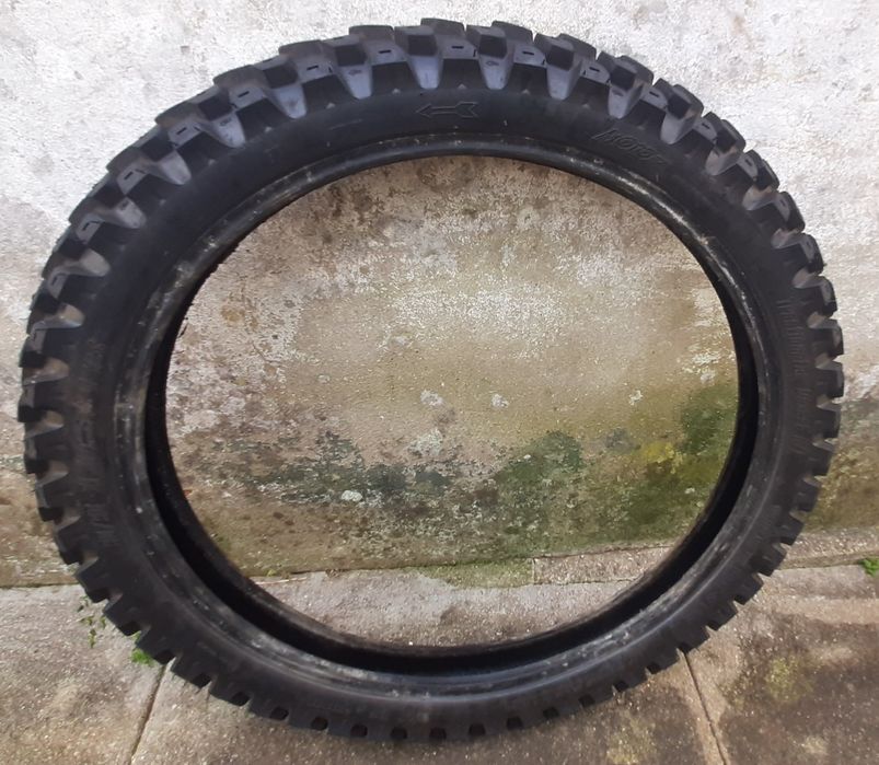 Pneus de moto para todo terreno