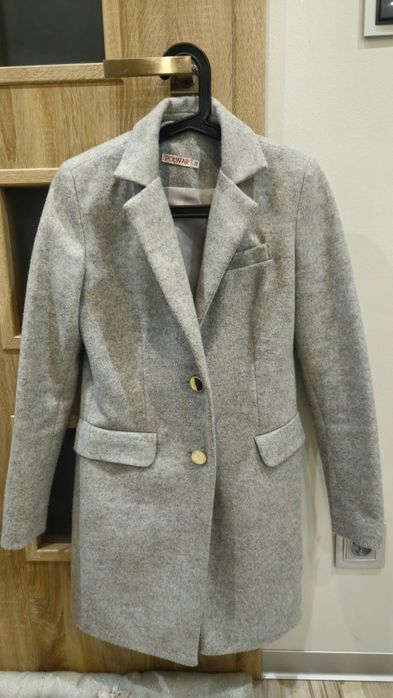 Płaszcz damski z butiku S