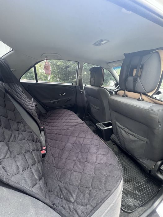 Продам Mitsubishi Carisma 2003 року випуску