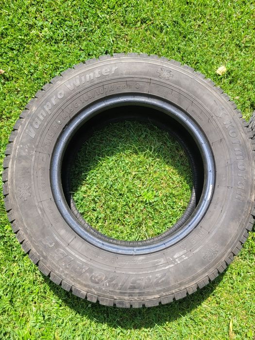 Opony 215/70 R 15 C 109/107 R