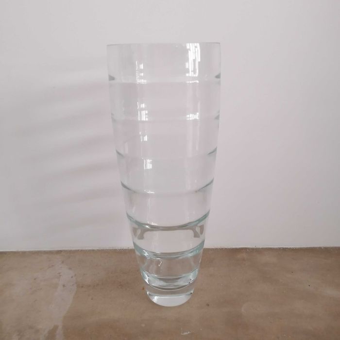 Jarra alta de cristal