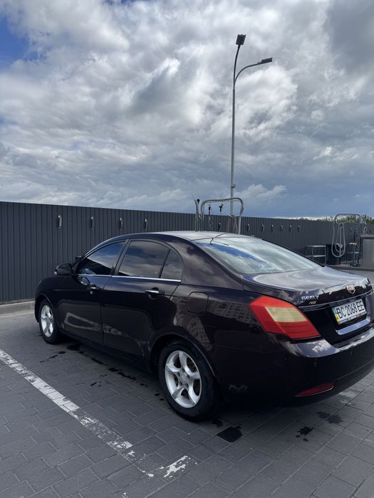 Geely emgrand 7