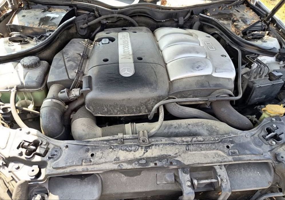 Vendo as pecas carrinha mercedes c220 cdi w203 de 143cv