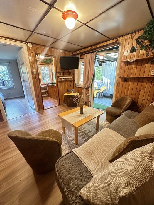 Domek Żółty 4 osobowy + 2  Jarosławki Letnisko