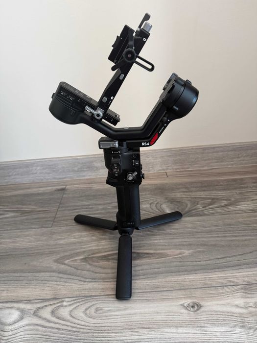Stabilizator elektroniczny (gimbal) DJI RS 4