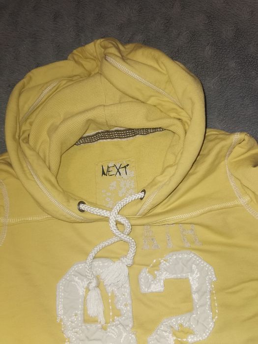 Żółta bluza z kapturem Next