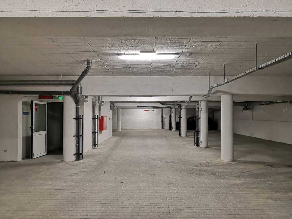 Miejsce garażowe Fieldorfa 19