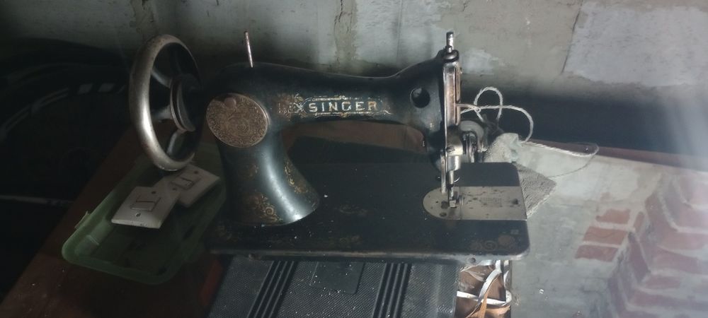 Antyk maszyna do szycia singer