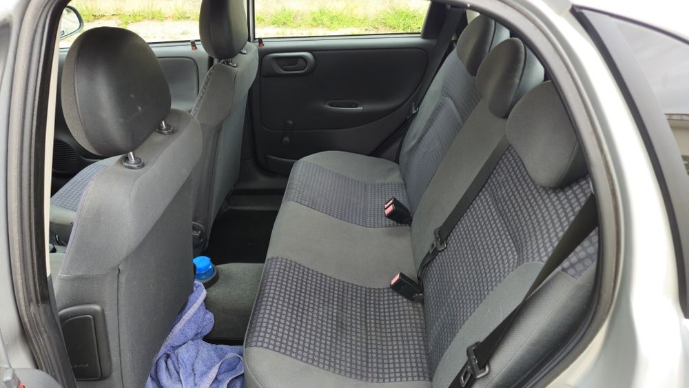 Opel Corsa - 1.2 Comfort