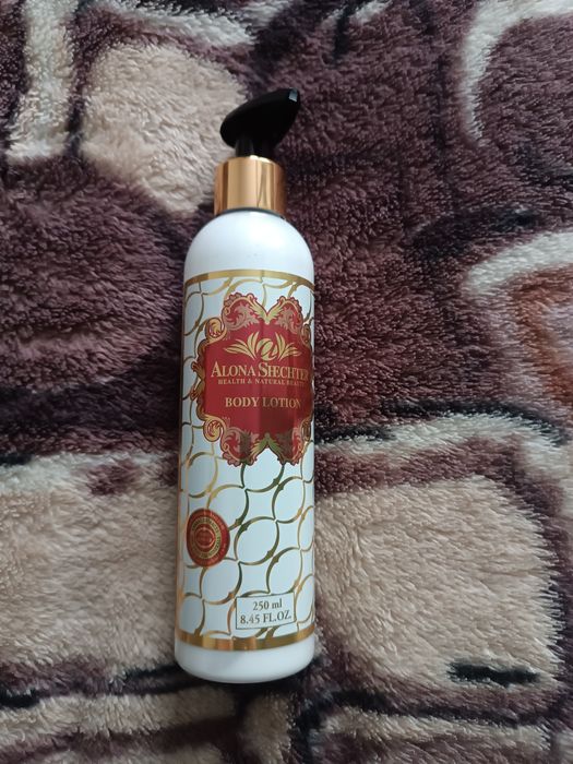 Alona Shechter body lotion