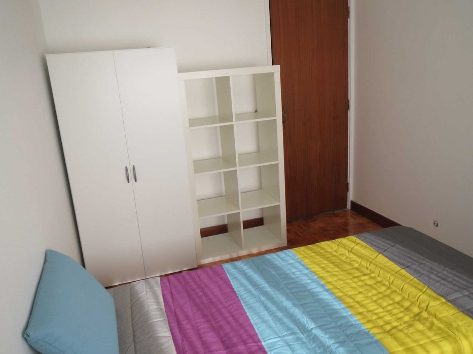 Quarto (Alfornelos Metro)