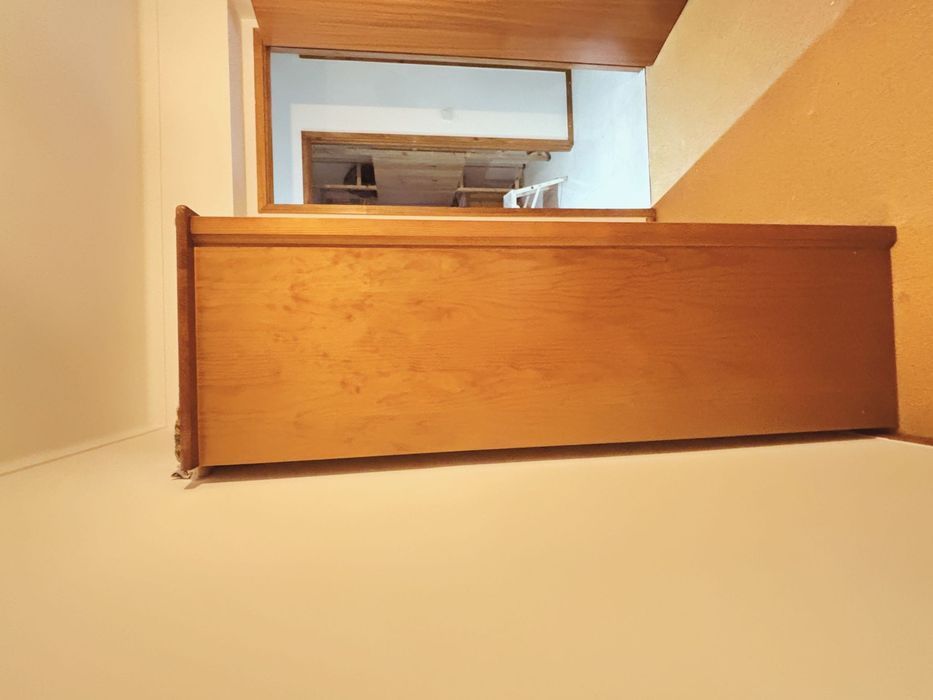 Conjunto de quarto em pinho maciço