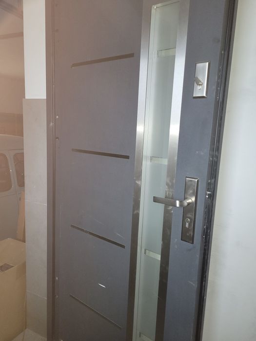 Drzwi aluminiowe 90x200