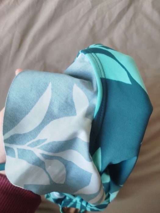 Купальник Old Navy суцільний для дівчинки  7 8 років