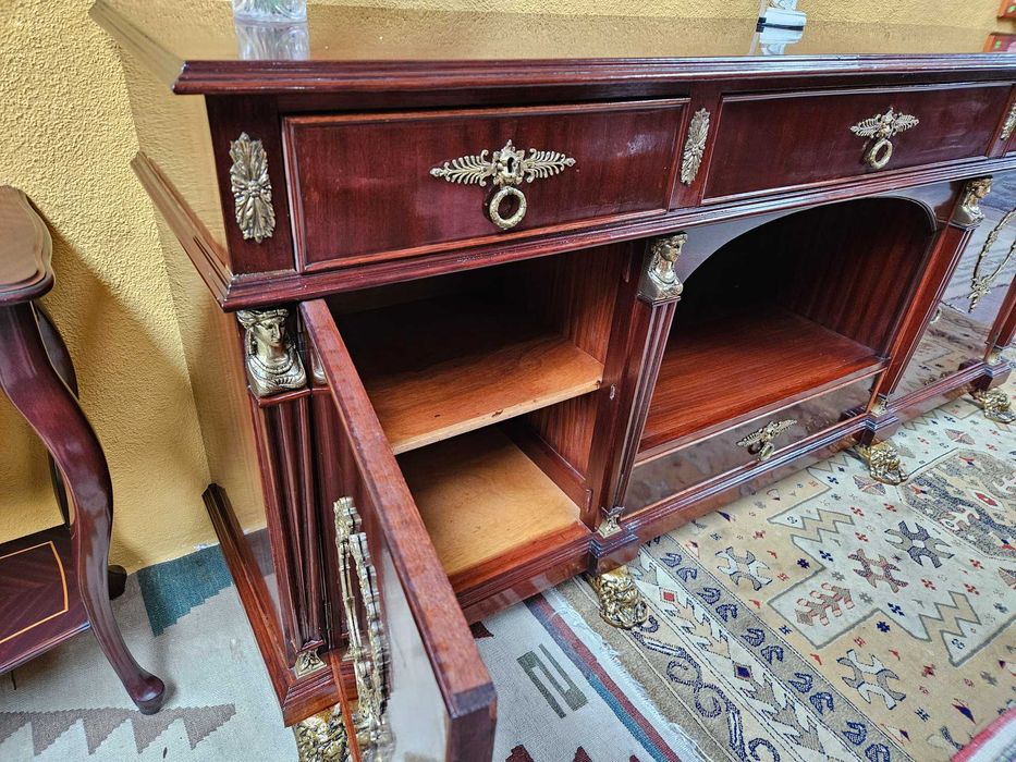 Aparador antigo estilo Império - Muito bom estado geral