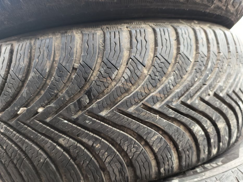 205/55R17 Michelin Alpin5 зима