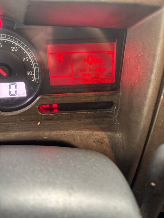 Vendo camião Renaut ,com motor volvo com frio