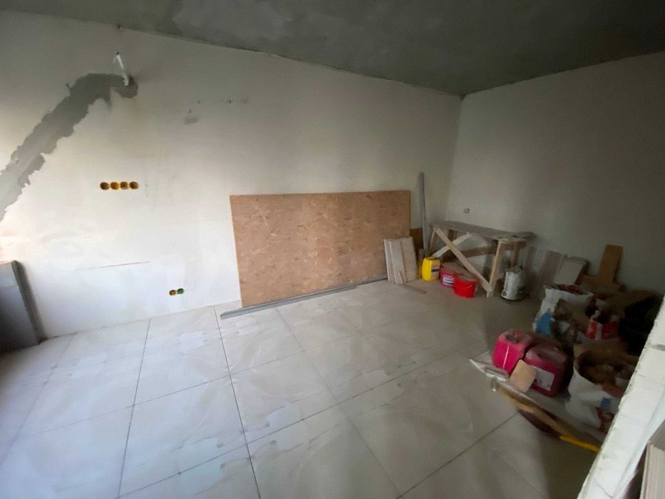 Квартира у Ворзелі 39 м², тепла підлога, газ