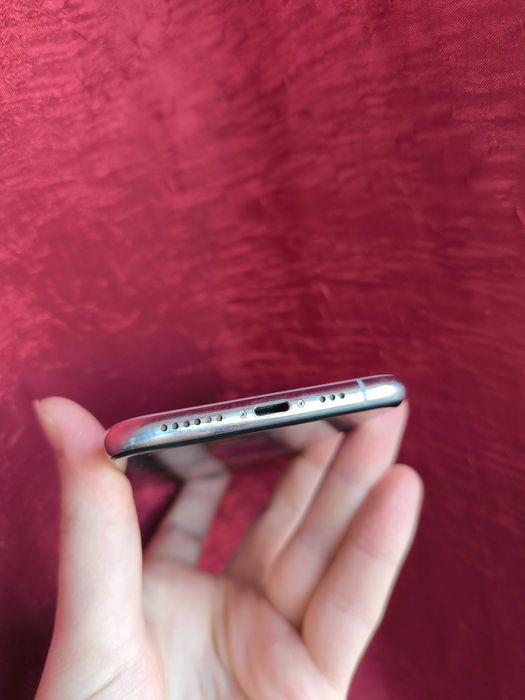 iPhone XS 64 Гб Neverlock
