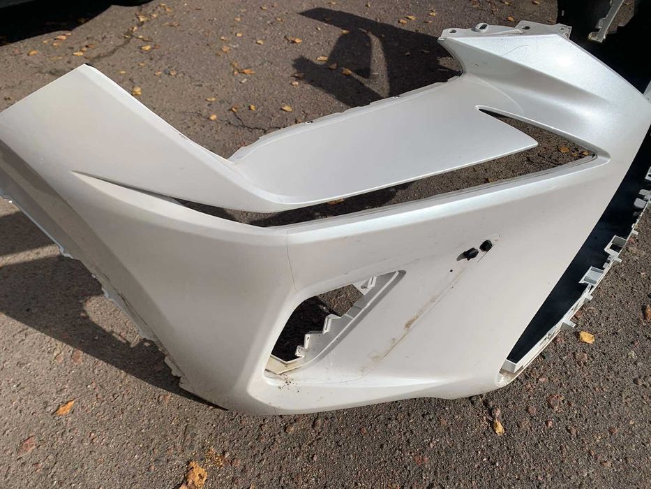 Бампер Лехус NX 300