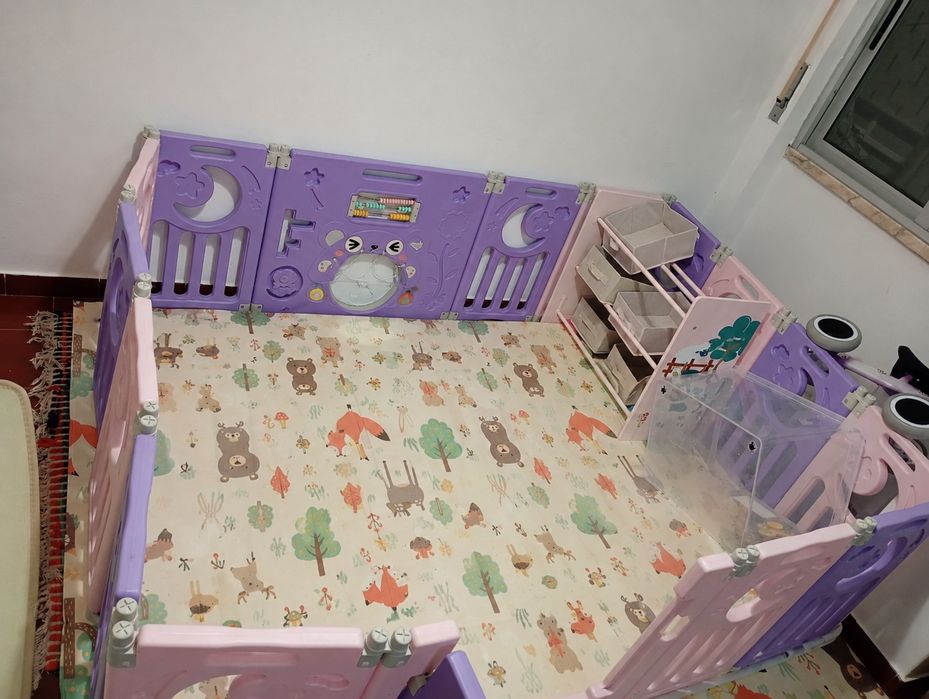 Parque infantil muito grande