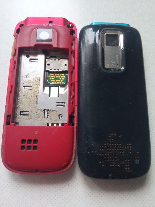 Мобільний телефон Nokia 513c-2