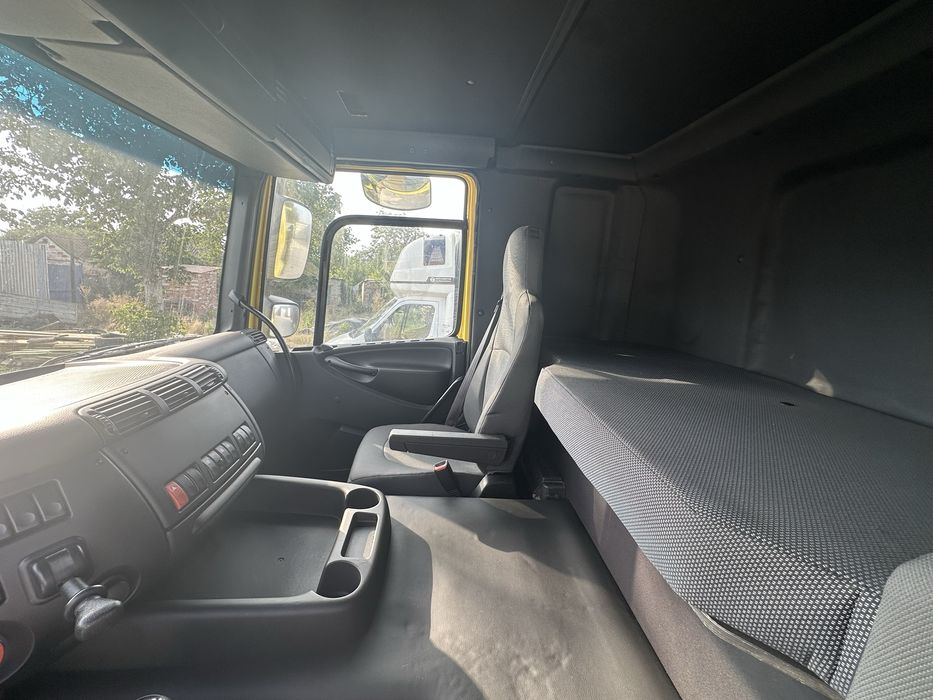 Daf CF85. Кран маніпулятор HIAB 100.2