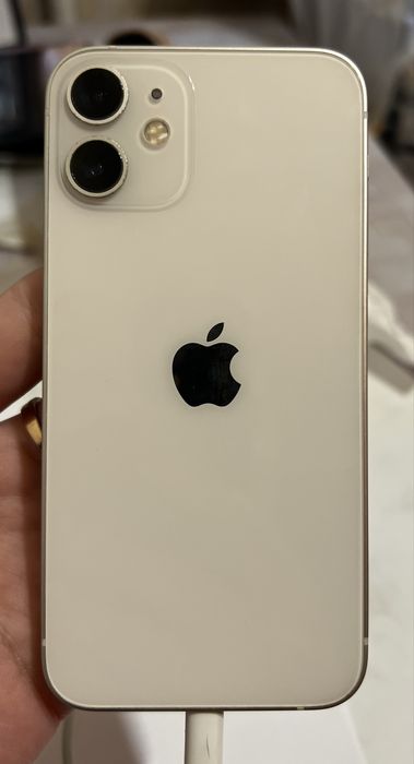 Apple iPhone 12mini ホワイト 本体箱付き Amazon | 【整備済み品】 Apple iPhone 12 mini 128GB ホワイト