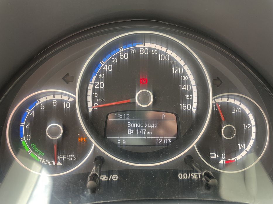 Продам VW e-UP !