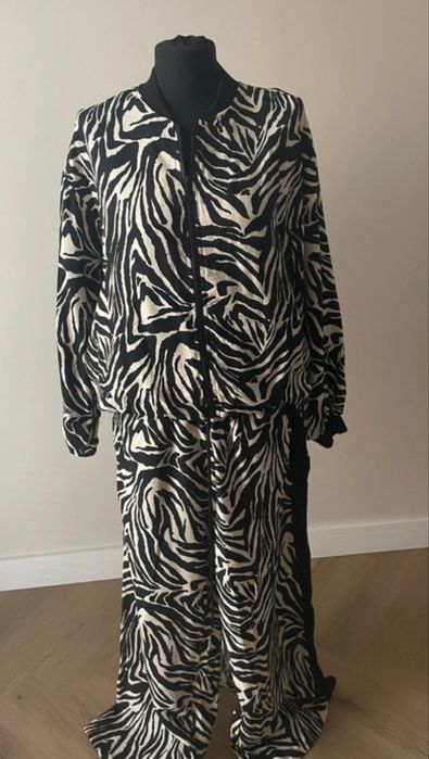 Komplet bluza i spodnie