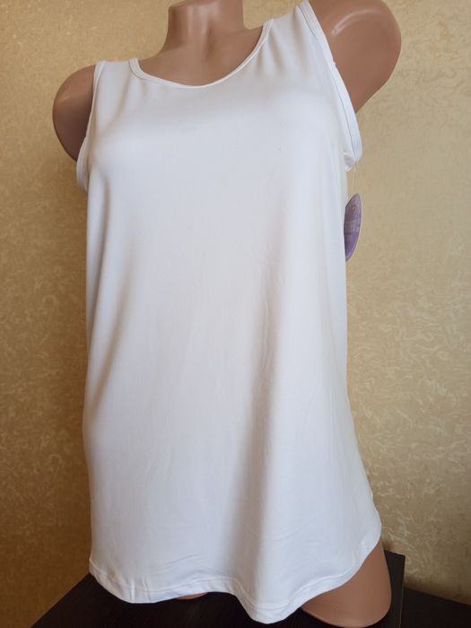 Женская белая майка Feathers Maternity .