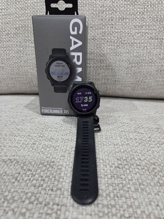 Garmin Forerunner 745