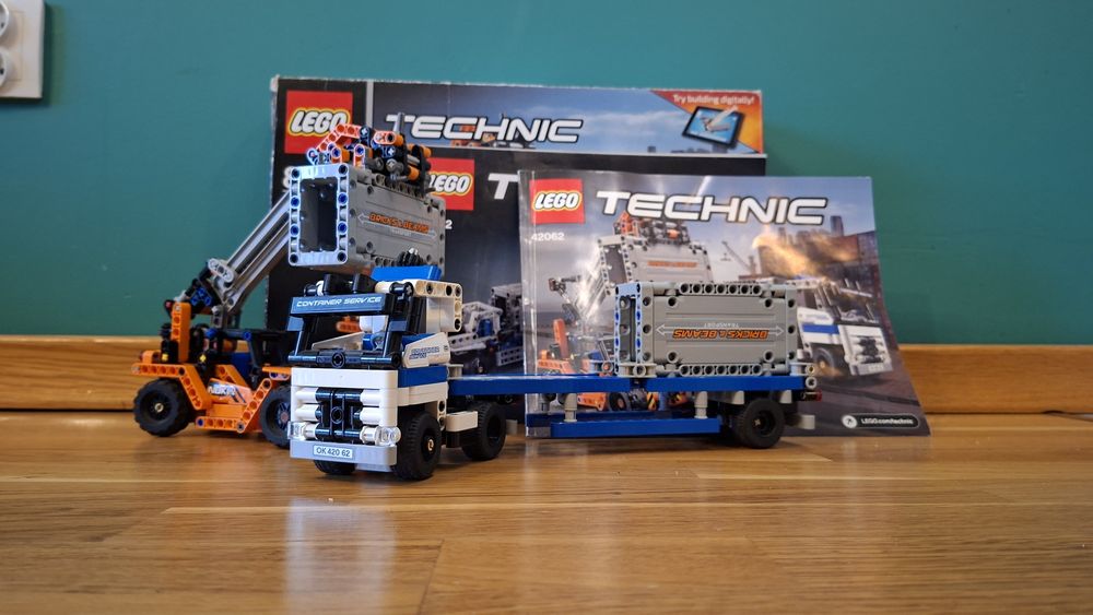 Lego tech  42062
