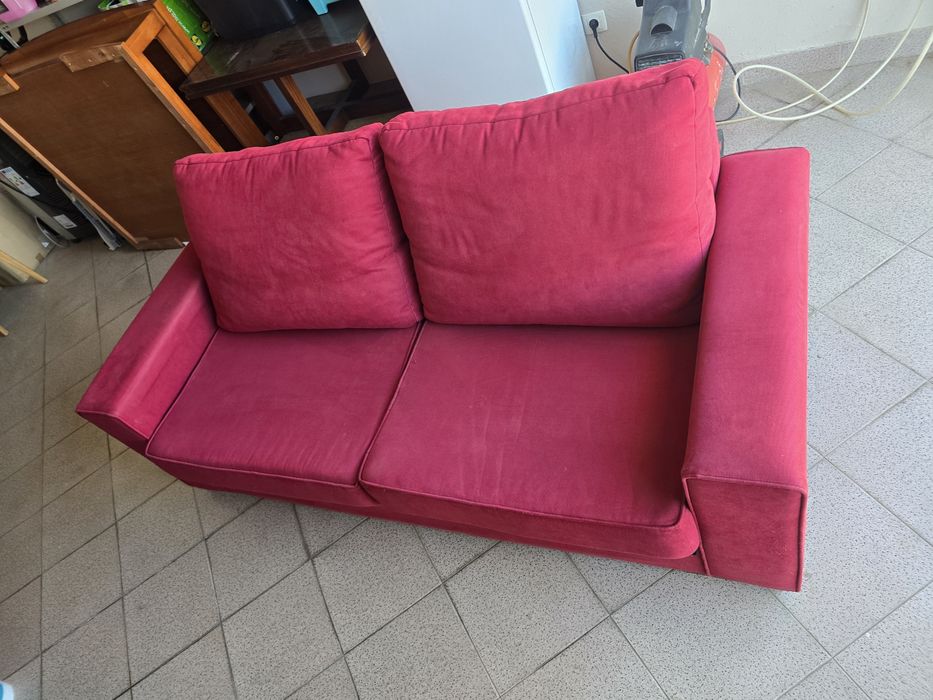 SOFÁ Vermelho dois lugares