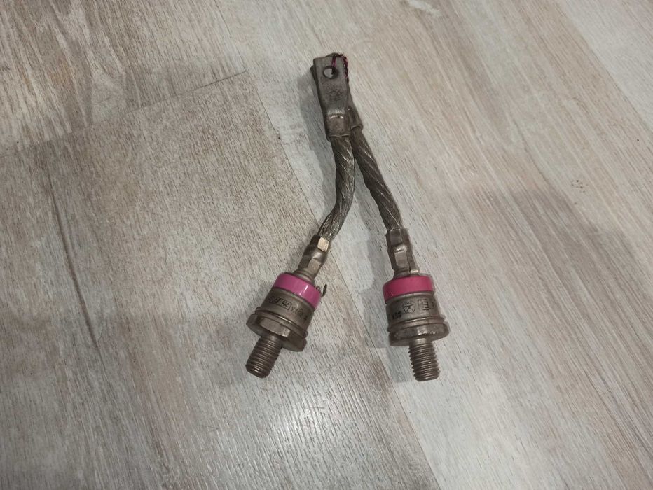 Симістор (Симистор) силовий ТС-160-200