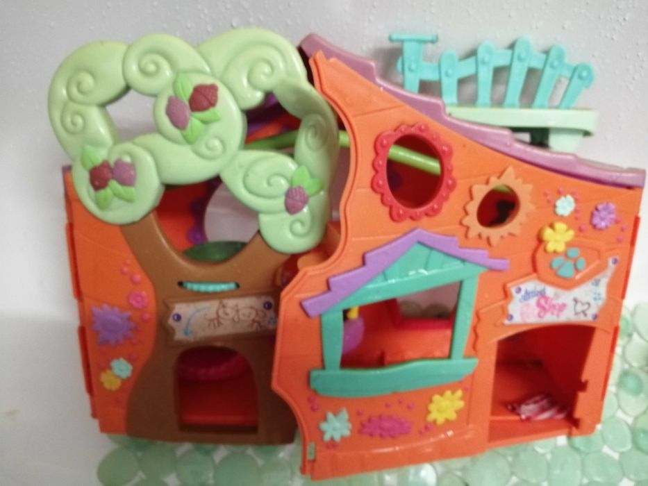 Casa da Litle Pet Shop usada mas sem nada estragado
