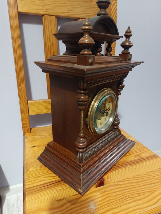 Zegar kapliczka  Junghans