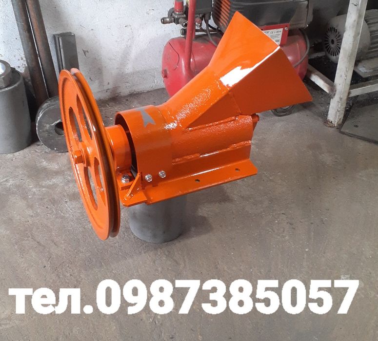 Щепоріз Подрібнювач гілок шнековий (модуль з шківом або шліщами)