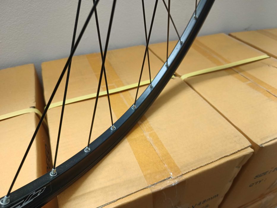 Koło 29"/28" Przód Shimano Tarcza Centerlock Oczkowane Wzmacniane Nowe