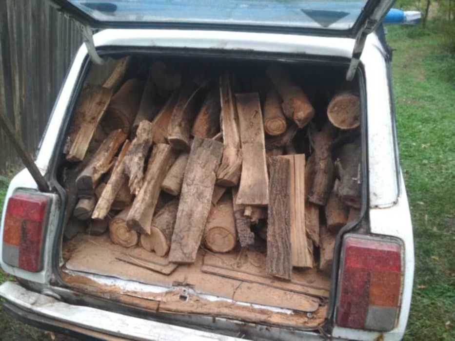 машина  дров за 2 тисячі